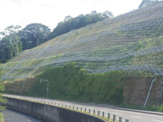 恵庭岳公園線 防B352地方道（植生工）工事 